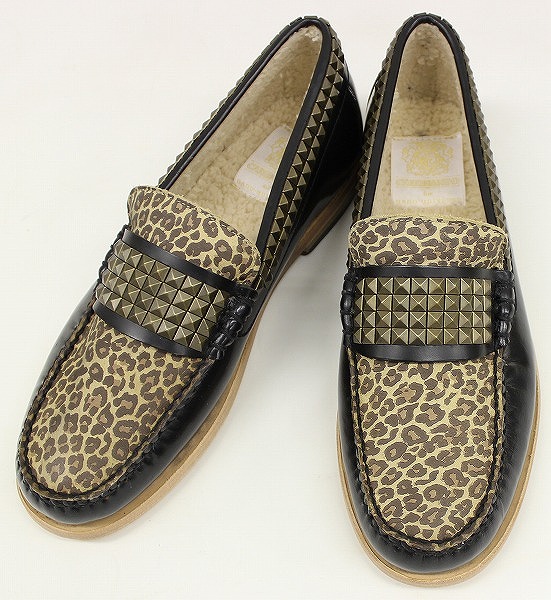 カミナンド ナノユニバース別注 スタッズローファー